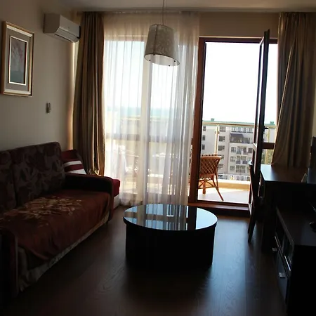 3- In Golden Line Goudstrand