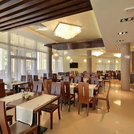 3- In Golden Line Appartement