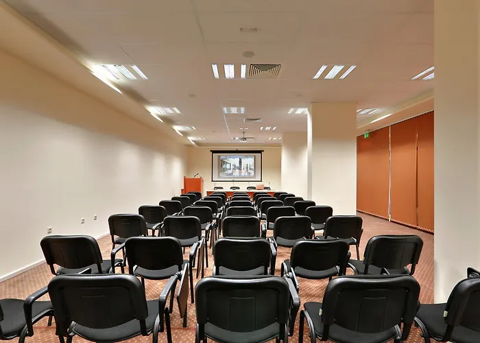 3- In Golden Line Lägenhet