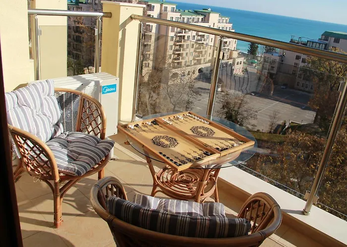 Lägenhet 3- In Golden Line *