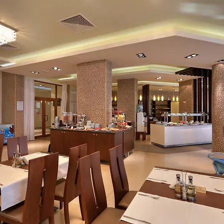 3- In Golden Line Apartment