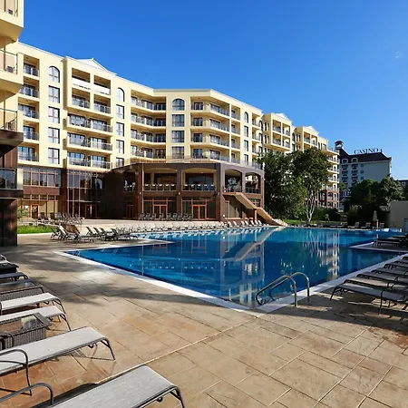 3- In Golden Line Golden Sands