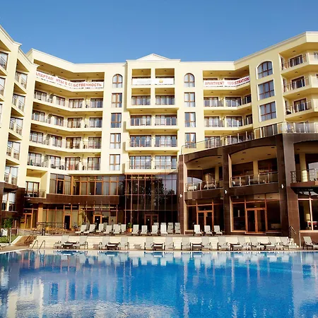 3- In Golden Line Apartment Golden Sands