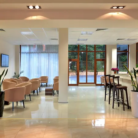 3- In Golden Line Apartment Golden Sands